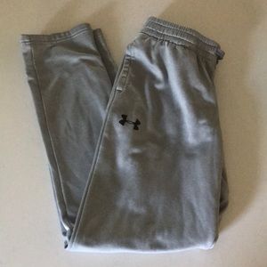 Boys Under Amour Gray ColdGear Athletic Sweatpants - Size Y x-large